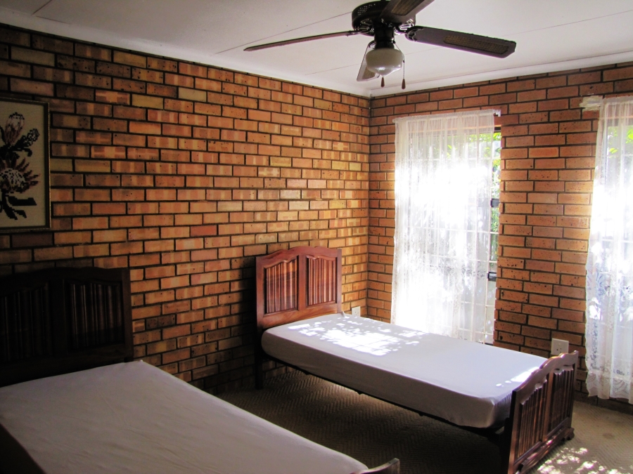 5 Bedroom Property for Sale in Elandsrand North West